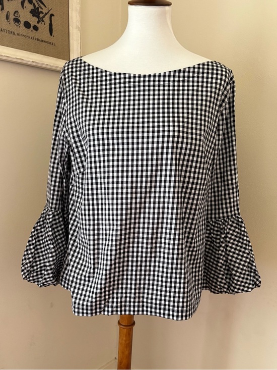 Laundry By Shelli Segal Tops - Laundry By Shelli Segal Black & White Gingham Bell-Sleeve Top
